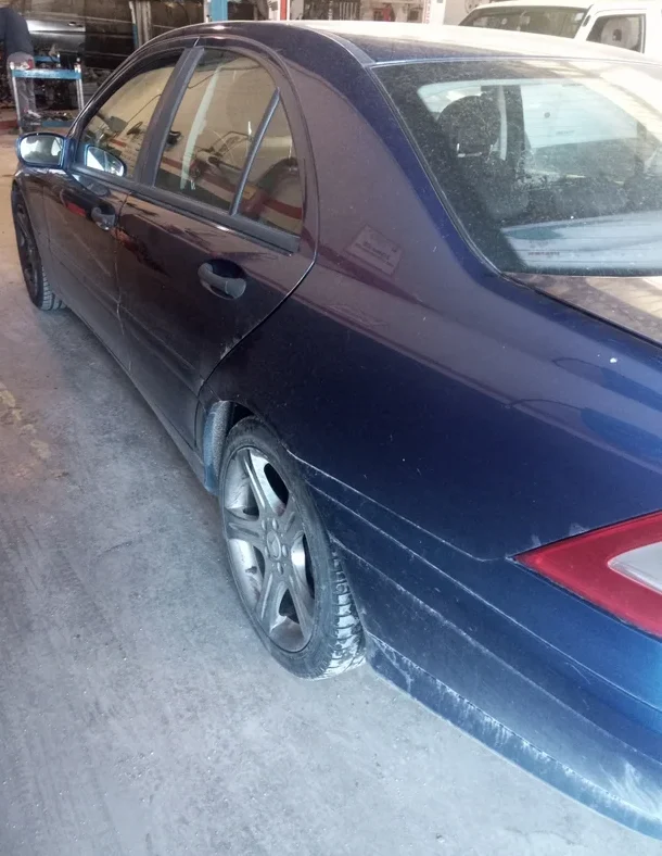 Mercedes c220 w203 - Imagen 2