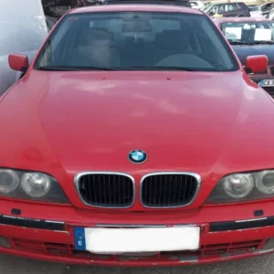 BMW E39 325i